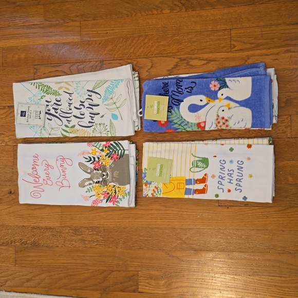 CELEBRATE TOGETHER & HOME WEAR BRANDS KITCHEN TOWELS BUNDLE OF 8 TOWELS - Picture 3 of 10